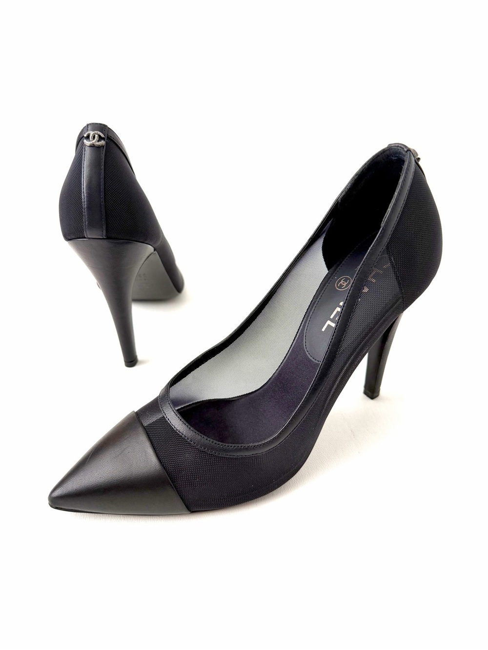 CHANEL | Pointed Toe Mesh Pumps CC Logo Navy Black Leather Cap Toe EU 38.5